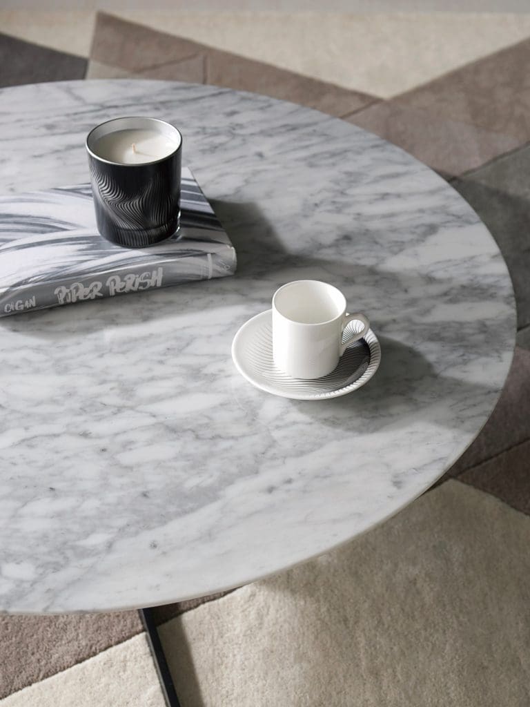 Vary Bistro Table – CARRARA MARBLE